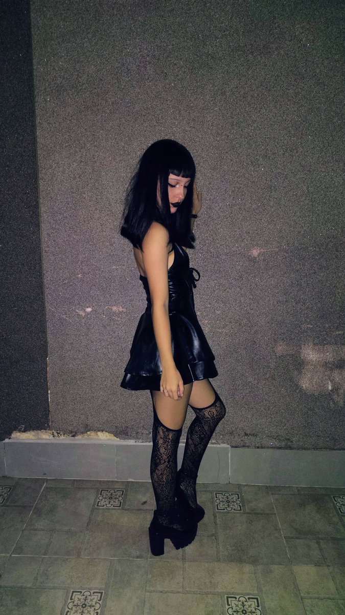 mimy vampírica tweet media