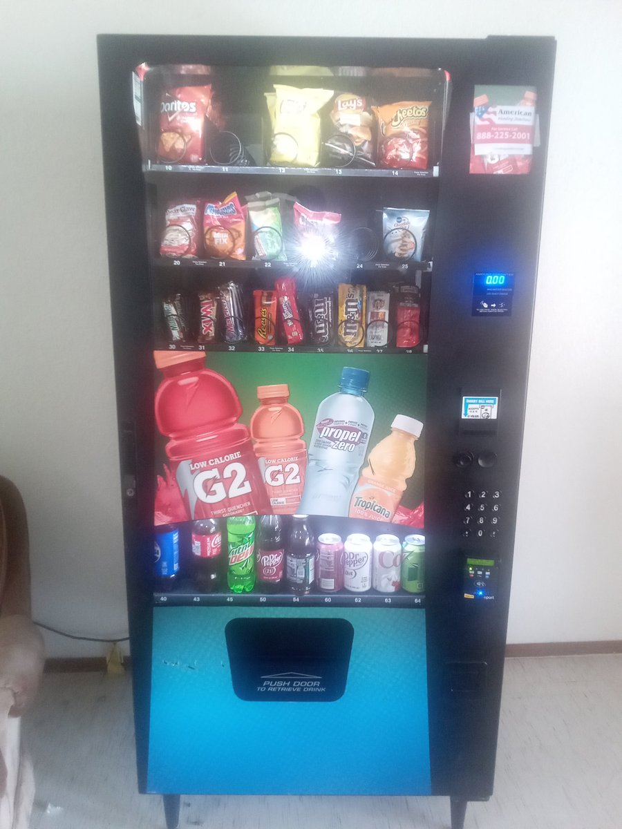 bluerizzle_brad's tweet image. I bought a #NutterButter from a #vendingmachine
