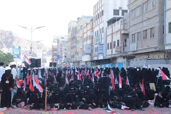 ابن ردفان tweet media