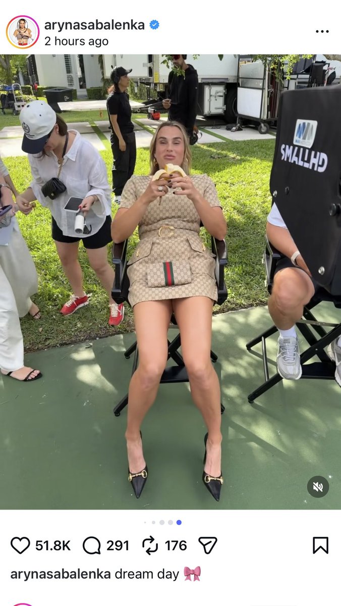 CapeFloy's tweet image. Kiss my (dumb bitch) a$$.
Help Standra-Everyday diaper Dukes. 
#tips #advice #campaign #silentinvestor #FOILFloy