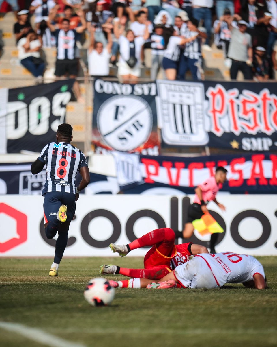 Liga1TeApuesto's tweet photo. ¡Eryc Castillo está intratable! 🐍🔥

📸 ITEA Sport

#Liga1TeApuesto
#ElADNdelHincha https://t.co/Pin3IYJ2IF