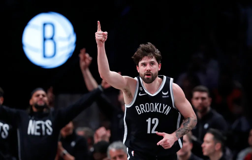 EgorisKing tweet media