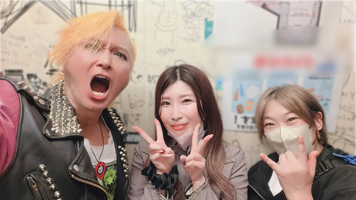 神保巴 tweet media