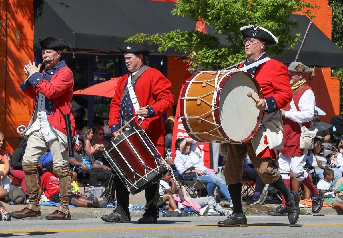 SarHeadquarters's tweet image. Proud to march in the 71st Pegasus Parade in downtown Louisville as part of the Kentucky Derby Festival! 

As we mark America’s 250th, we’re honored to share our nation’s story across the country.

#SAR #SAR250 #KDF #KentuckyDerbyFestival #Louisville #Derby #KYDerby