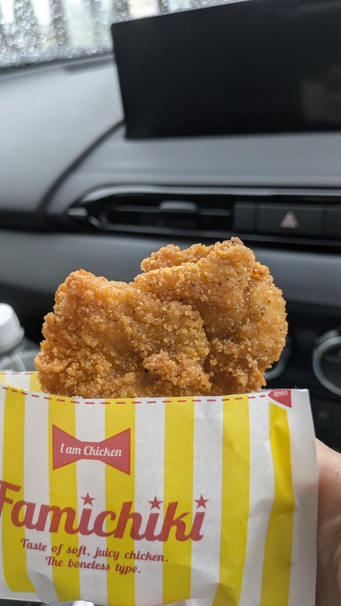 わればし tweet media