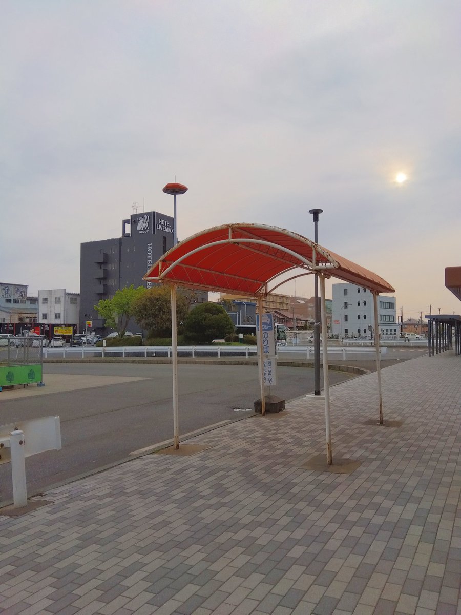 八戸 理 tweet media