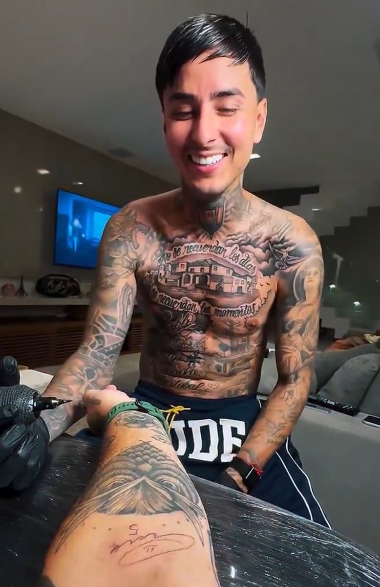 mah🇨🇴 tweet media