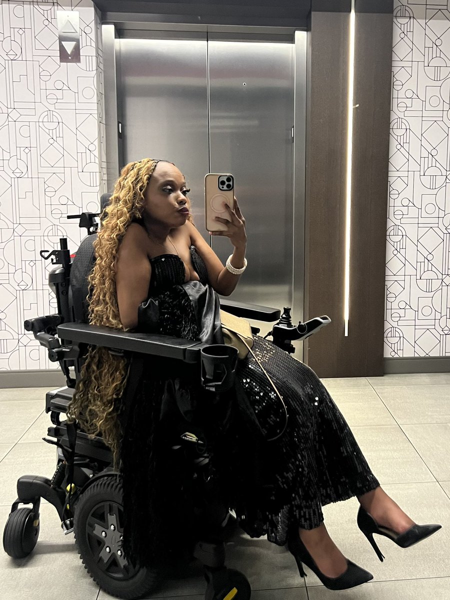 Your Fav Disabled Hottie❤️‍🔥 tweet media