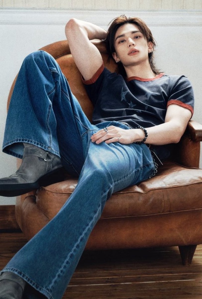 omg hyunjin is so fine