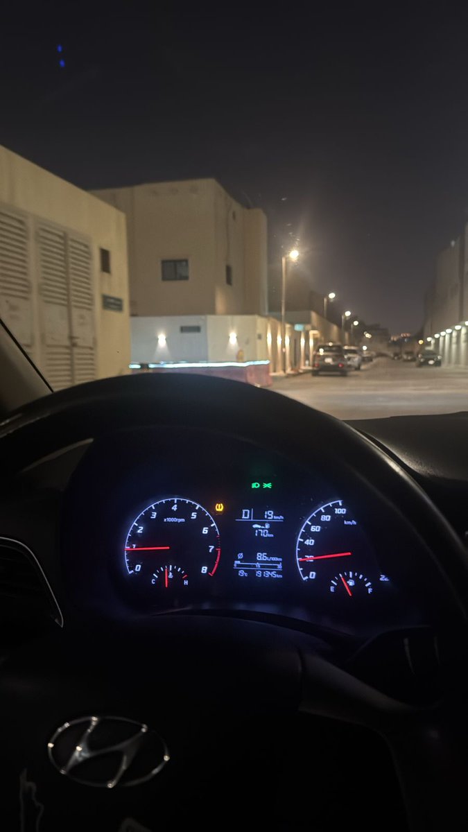 Constance Lawson tweet media