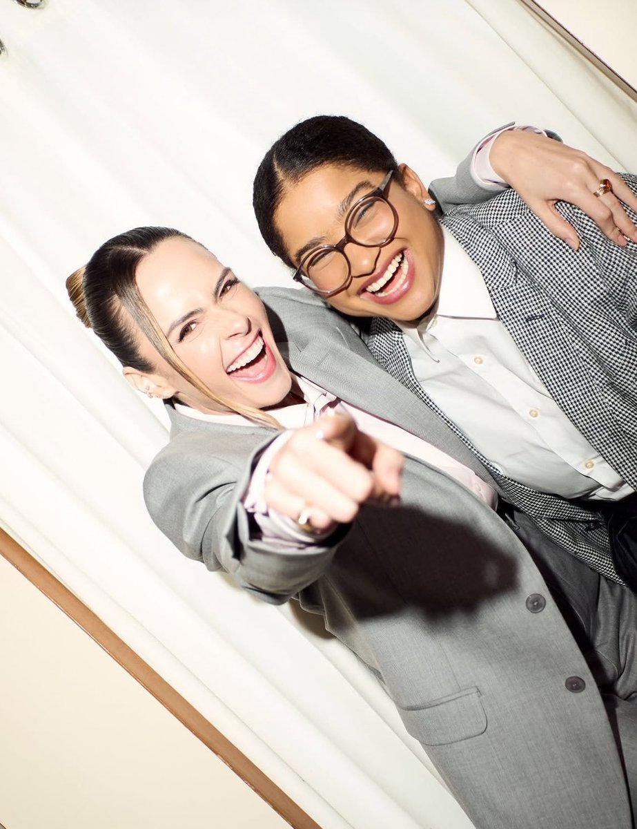 Central Reality tweet media