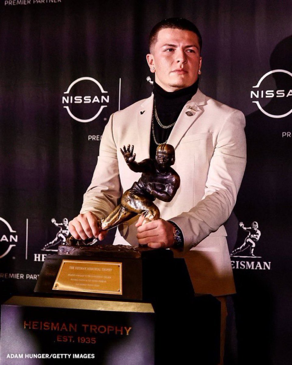 Blue Collar Sports Pod tweet media