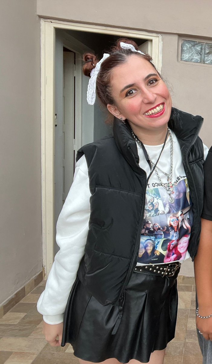 _LeventDemirOK's tweet photo. @MacarenaBa29501 Sos vos laucha? 

*Macarena Balderrama* es d tucuman , es bastante conocida por ir a los recitales. 
esta en catamarca le
Le robo a mis amigas 
Dni, tarjetas d crédito y un parlante antes de escaparse del alquiler donde estaban todas, dejándolas baradas ahi https://t.co/zfBi9jTfAC