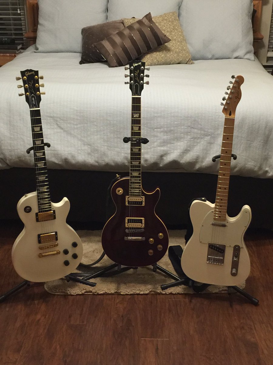 PatrickLewis49's tweet photo. @DrGuitar https://t.co/3cgomsN8Id