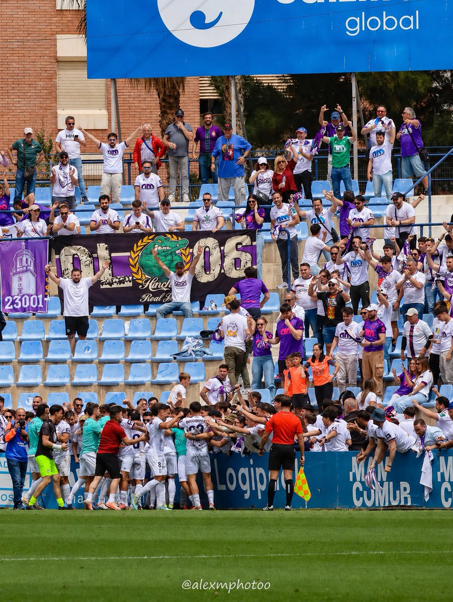 ral_mar's tweet photo. Que no me despierten de este sueño. Descansen y sueñen, lagartos. Juntos podemos @RealJaenCF 🤍💜🍍🦎 https://t.co/bLMVFw4xLI