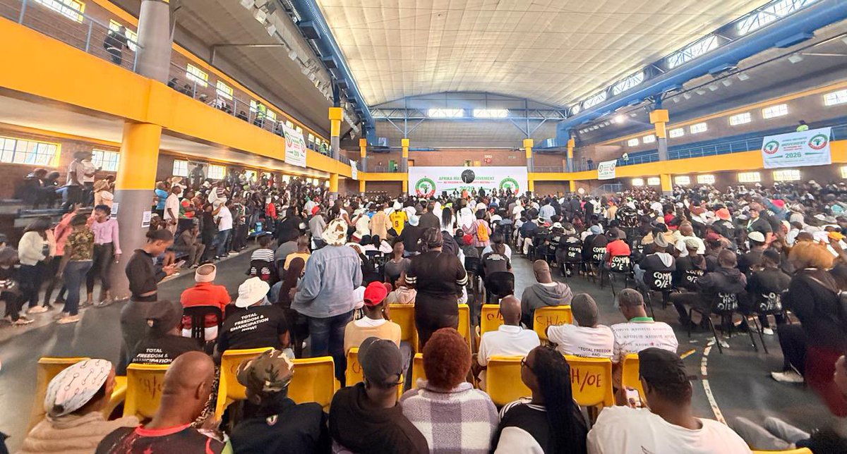 MDNnewss's tweet photo. Afrika Mayibuye Movement President Floyd Shivambu addressed a packed “No Freedom Day” community meeting in Orlando East, Soweto, today, Sunday 26 April, as the newly formed organisation ramps up its nationwide mobilisation drive. https://t.co/zkRjQrHZRJ