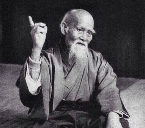 lavistadepluna's tweet photo. A wise man once said: “The best medicine for a person is Love and Care!”
Someone asked him: “And what if it doesn’t help?”
The wise man replied: “Increase the dose!”
#StoicMindset #MentalHealth https://t.co/SKRVYtQUOF