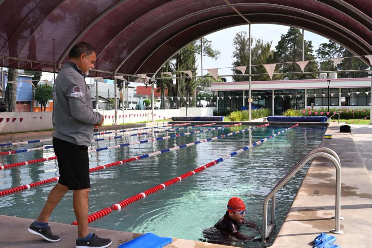 NDP_Noticias's tweet image. 💦🏊‍♂️ ¡Tecámac se mueve! La gobernadora @rosi_wong impulsa clases de natación y aquafitness en las albercas de Sierra Hermosa y Jardines Ojo de Agua.

📅 De martes a domingo, para todas las edades.

Conoce más ⬇️
🔗ndpnoticias.com.mx/?p=20462🌐

#DeporteParaTodos #Natación