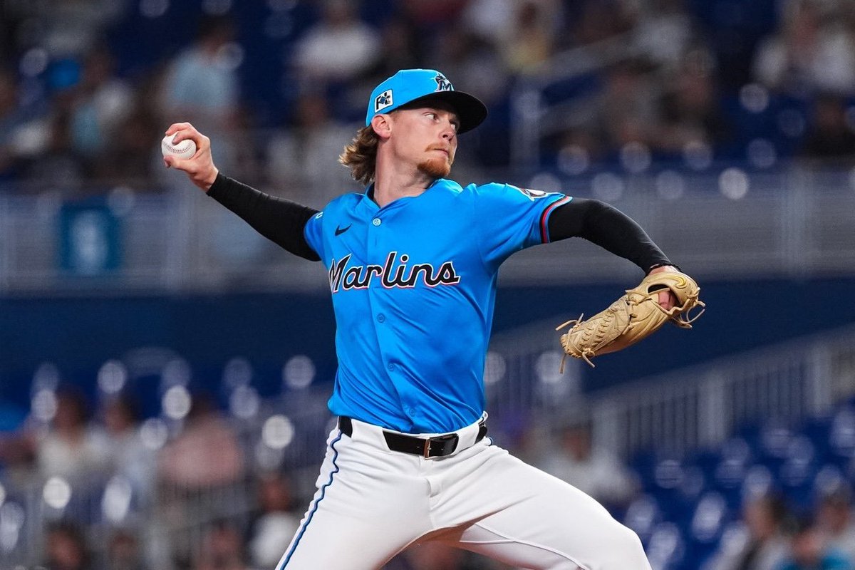 Santiago tweet media