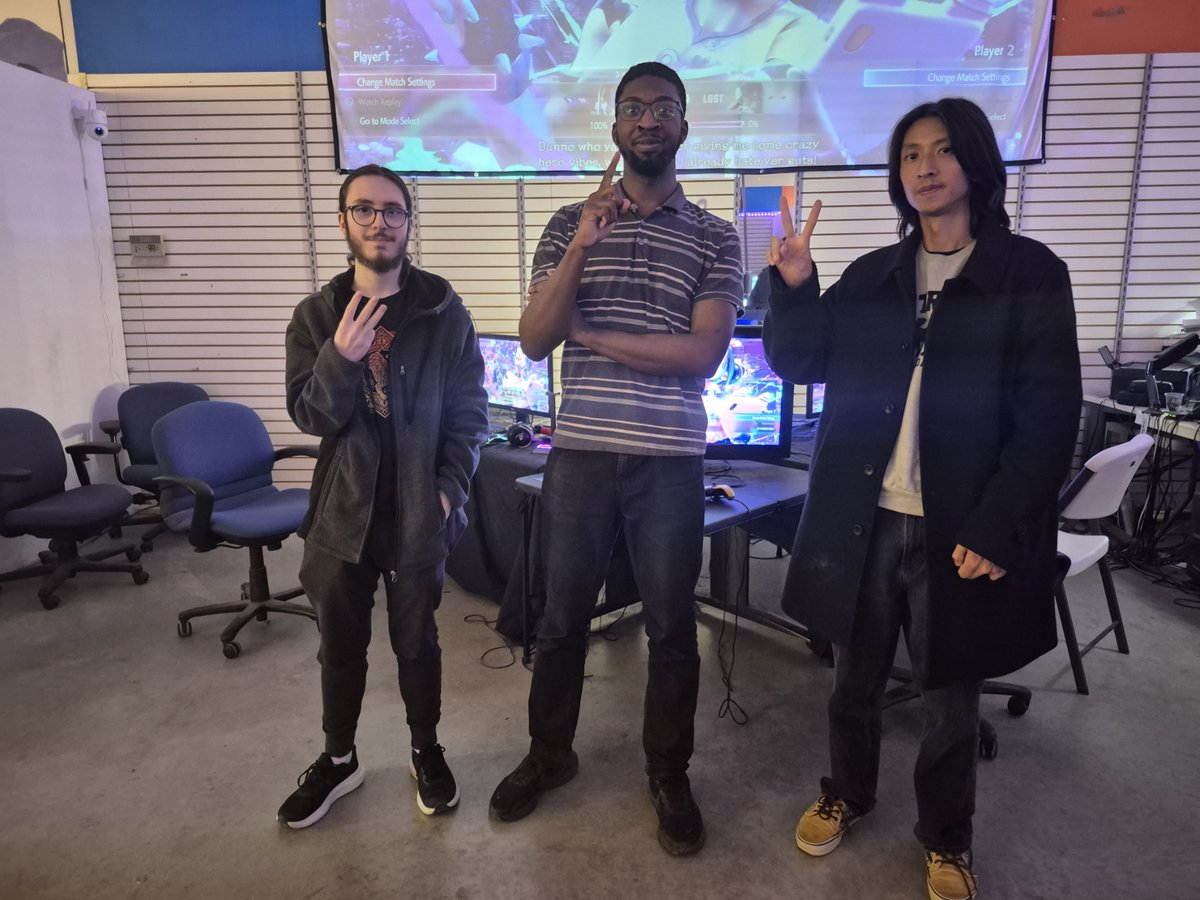 Congrats to <a href="/Dimmensional_/">Dimmensional</a> for winning the GUILTY GEAR Xrd REV 2 bi-weekly bracket at Underground Fridays #32!

🥇 <a href="/Dimmensional_/">Dimmensional</a> 
🥈 <a href="/suntsunFGC/">Suntsun すん</a>
🥉 <a href="/BlookHDRemake/">Blook</a>
4️⃣ TC
5️⃣ ProteinSheikh
5️⃣ <a href="/__LoDE/">LoDE</a>
7️⃣ <a href="/rannerfgc/">NE | Ranner™</a>
7️⃣ Thinkspaghetti