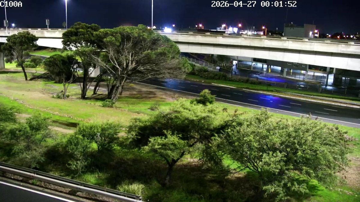 CapeTownFreeway's tweet image. Update: Crash: N1 Outbound at Koeberg, is cleared. #BeTheChange