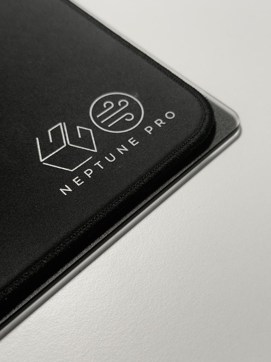 Finally went back to try cloth again. The mousepad I am using today is the Neptune Pro by Lethal Gaming Gear. The pad is pretty nice but you’d have to pay me to stop using glass! 😄
#desksetup