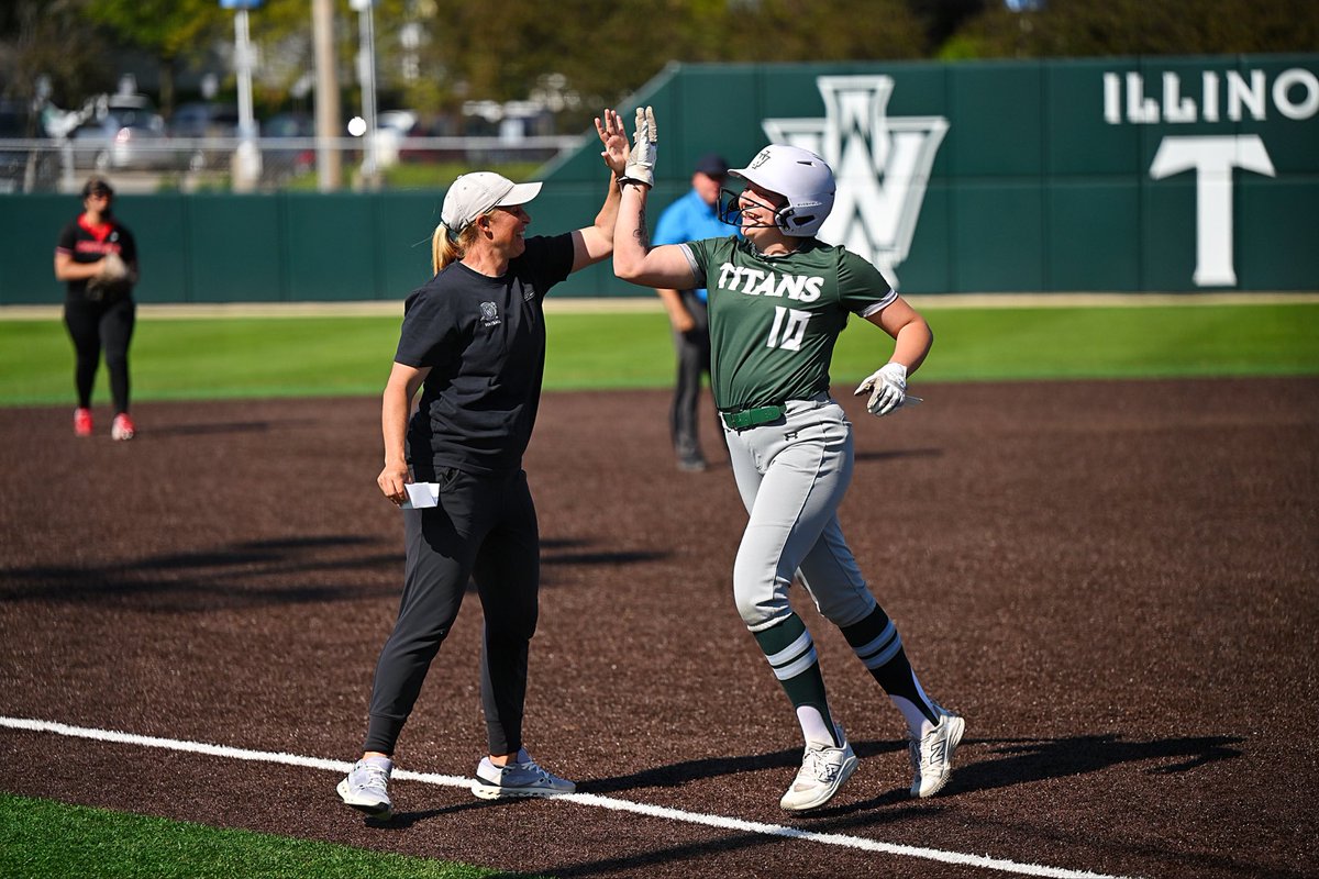 iwusports's tweet photo. ✨ outright ✨ CCIW Regular Season Champs

#TGOE https://t.co/0lwC5AtSzL