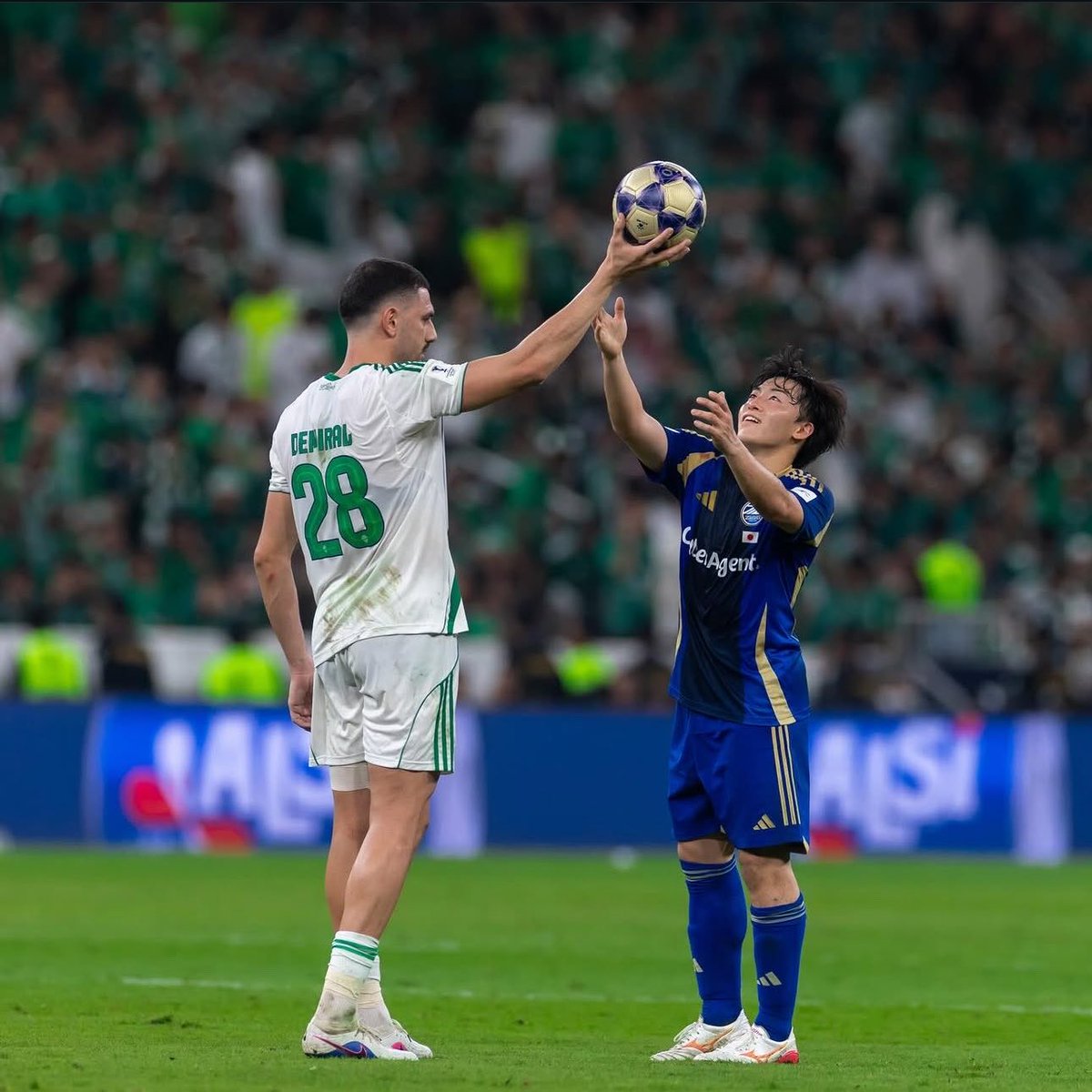 A ⭐️⭐️ tweet media