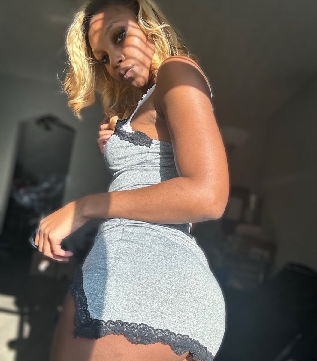 You’re favorite distraction😏💋