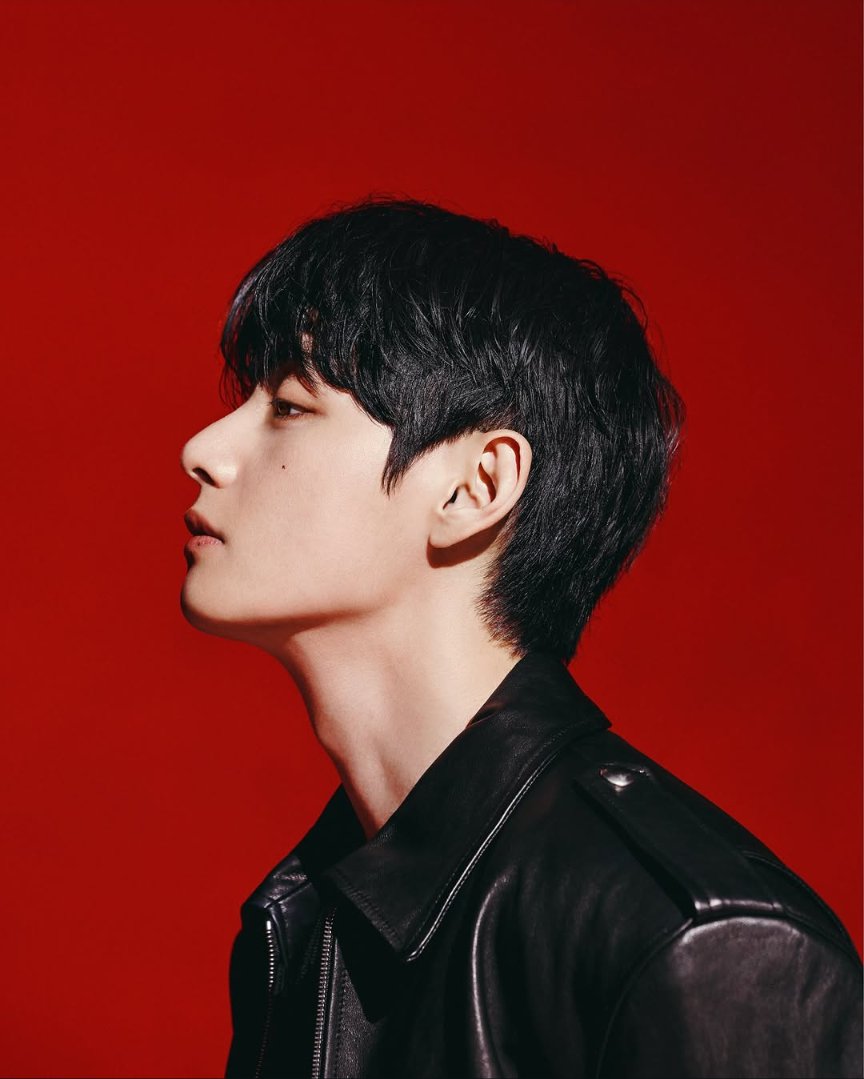 EHEH_kmt's tweet image. 𝐺𝑜𝑜𝑑 𝑚𝑜𝑟𝑛𝑖𝑛𝑔！今週もよろしく！

#BTSV #キムテヒョン #thv
#テテ #V'  #김태형 #KIMTAEHYUNG