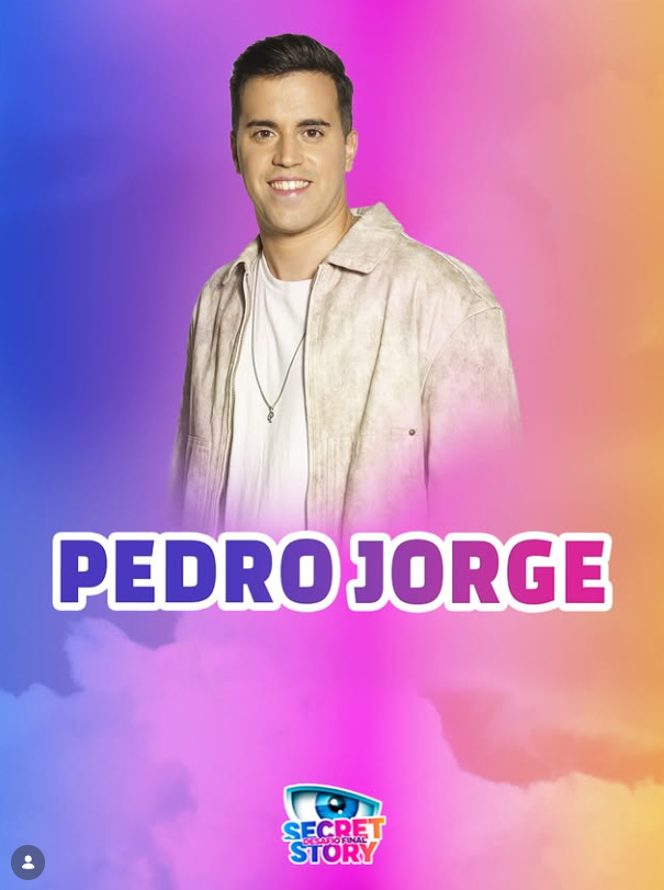 P_Incensuravel's tweet photo. Imaginem a Ariana começar a dar em cima do Pedro Jorge e roubar o namorado à Marisa.
#dftvi https://t.co/YixpN0xyvA