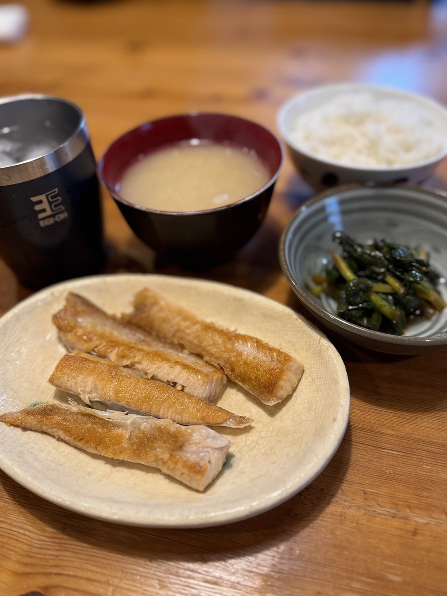 まるまる tweet media