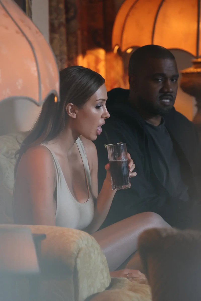 FearedBuck's tweet image. Ye and his wife Bianca Censori were seen on a date night Friday night in Los Angeles

(via BACKGRID)