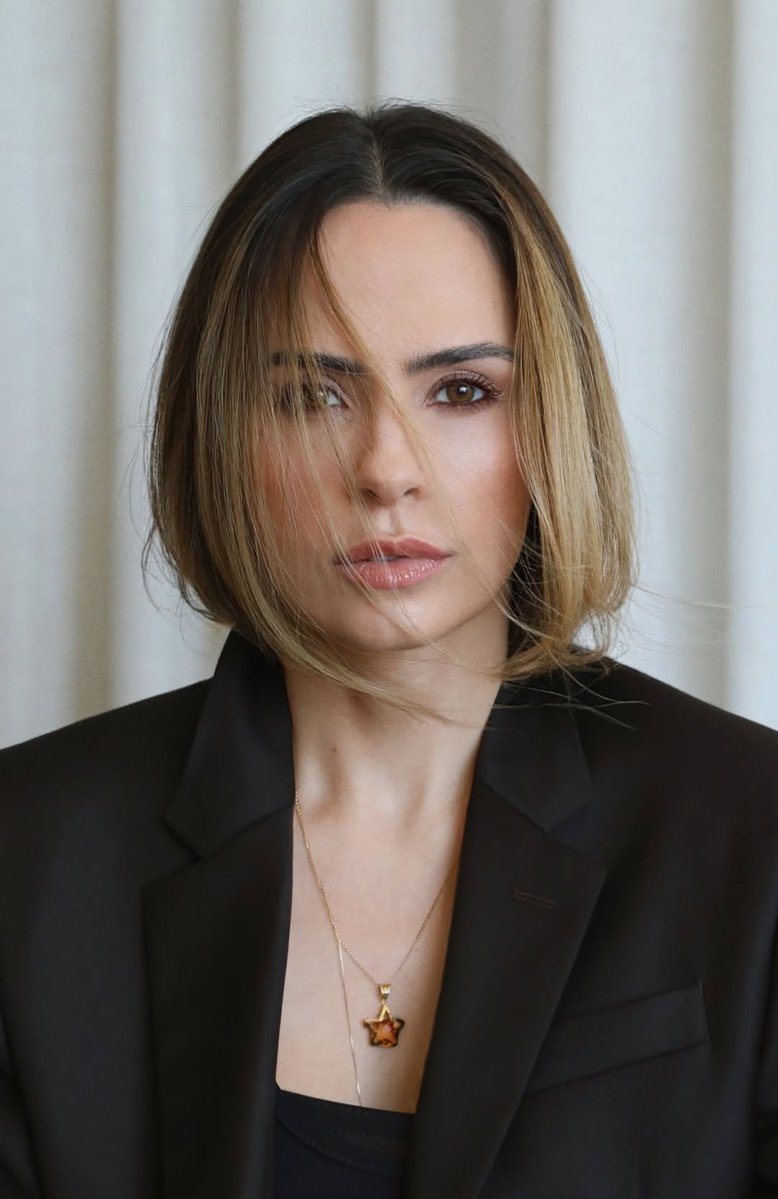 carol oliva 🚩 tweet media