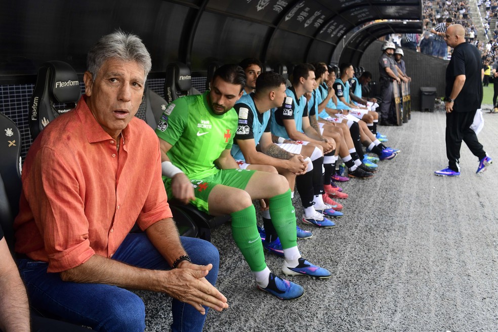 analisavasco tweet media