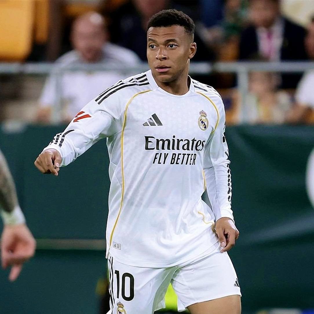 theMadridZone's tweet image. 🚨🚨 BREAKING: Kylian Mbappé seems like he won't PLAY AGAIN this season with Real Madrid due to INJURY. @jpedrerol