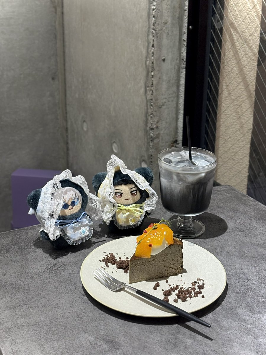 ほうじ茶バスクチーズケーキ😋🍵🍊
今週は真ん中にお休みがあるので頑張れる💪