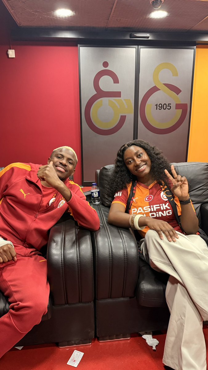 Berneese tweet media