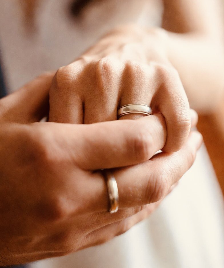 Ruth Hartes (REM) tweet media