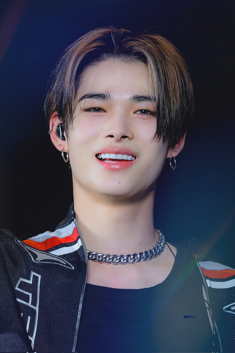 니키 얼굴 tweet media