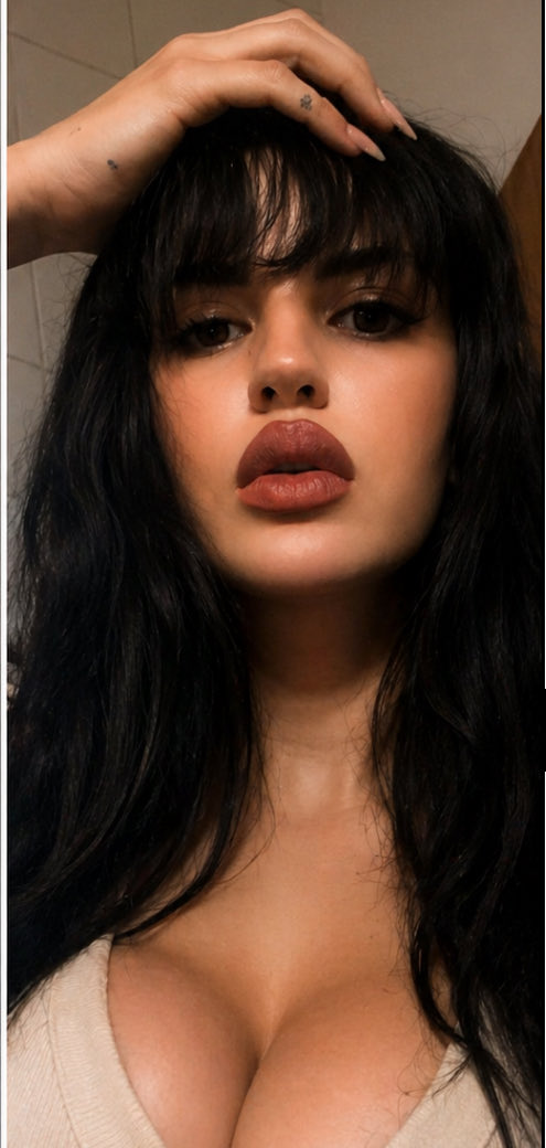 Julie Belluci tweet media