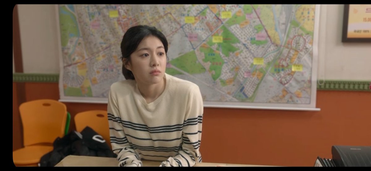 xmuc0ax's tweet image. Um dos agentes foi trabalhar no restaurante do Ju-won!🤣
#EmMovimento 
#Moving 
#MovingEspecialEp20Final