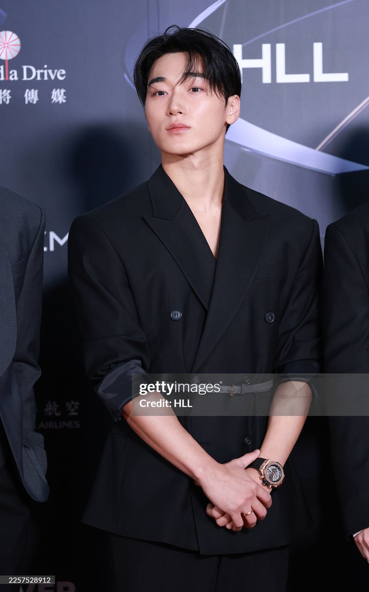 🩶⋆౨ৎ˚⟡˖ ࣪ tweet media