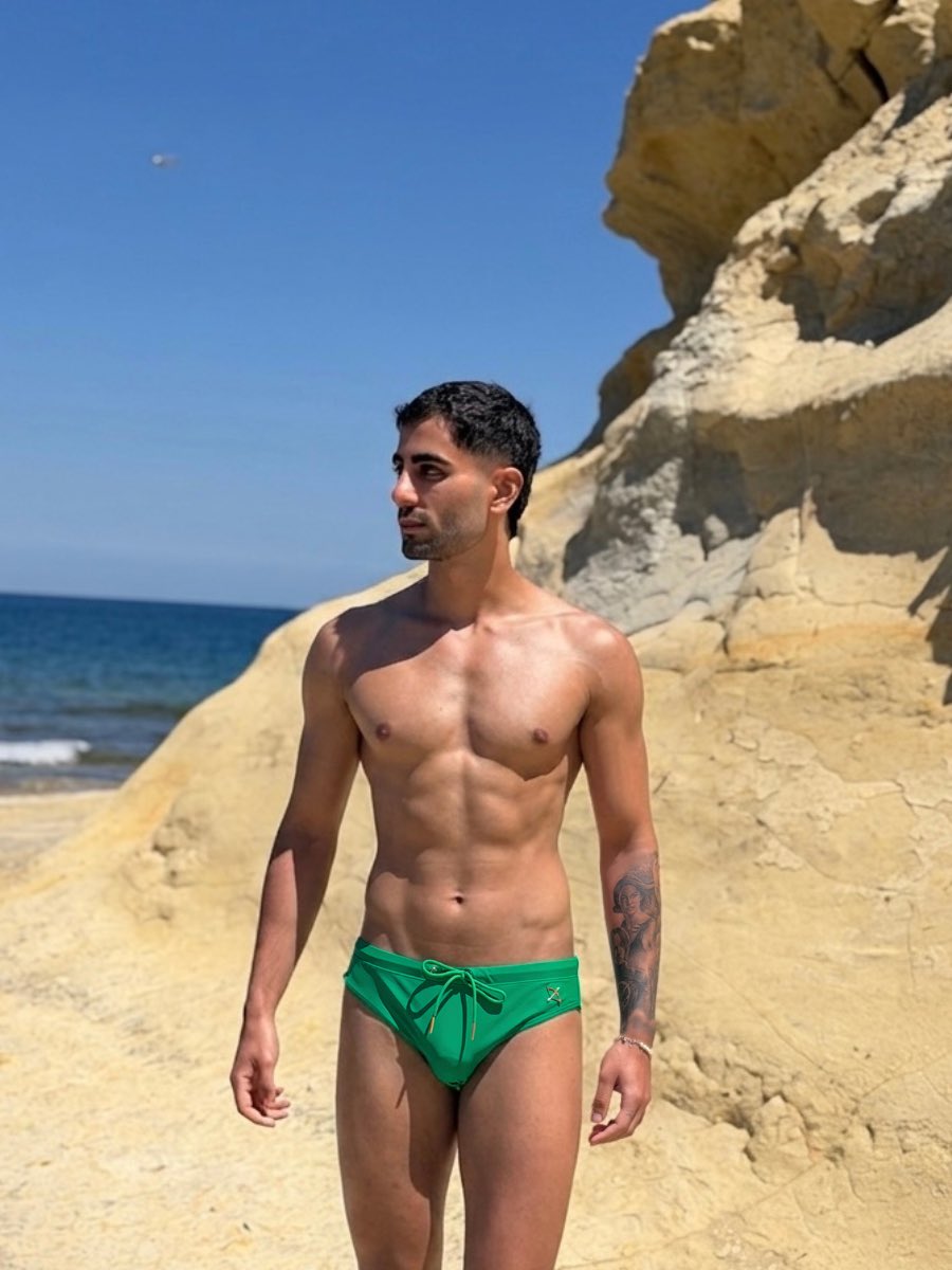 eliaxmcr's tweet photo. 𝐿𝒶 𝐼𝓈𝓁𝒶 𝐵𝑜𝓃𝒾𝓉𝒶 🌴 https://t.co/ulYTIYs0UH