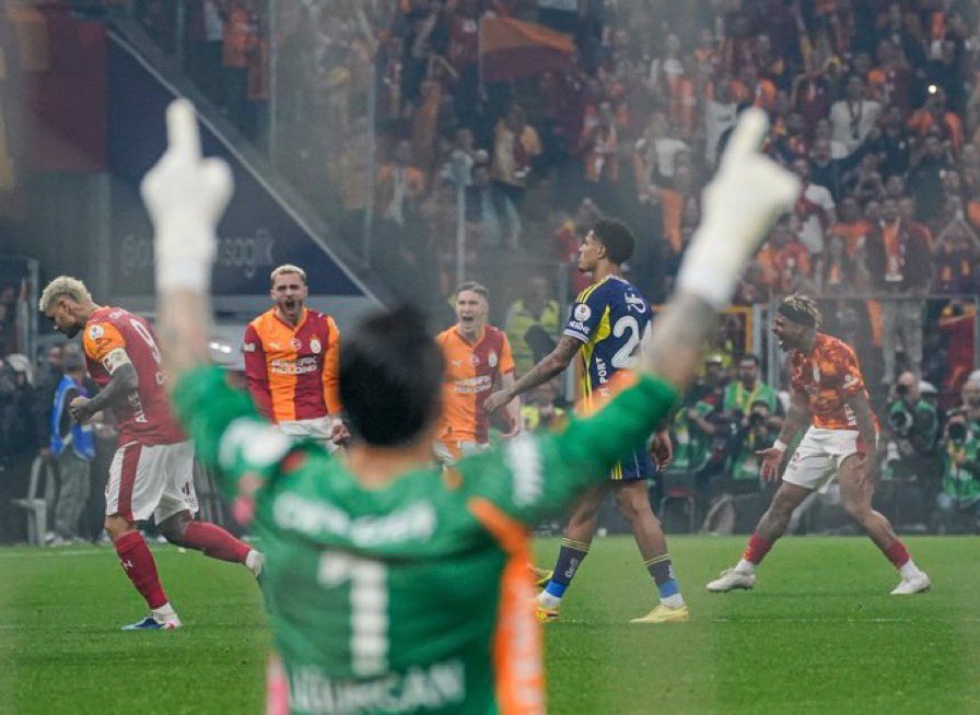Selim190508's tweet photo. İyiki bizimlesin, ödenen bonservis her gün daha da az geliyor https://t.co/W8T3DeAdTS