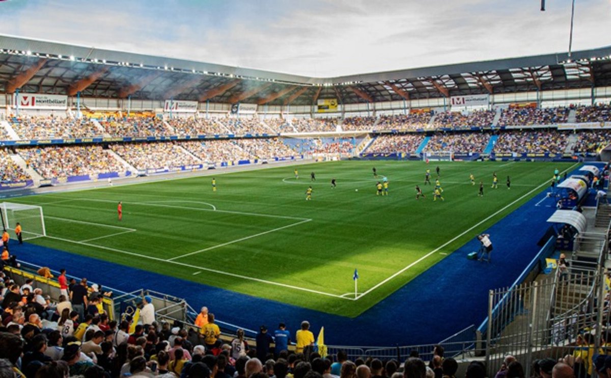 Vaker_FR's tweet photo. 17 - Sochaux
Club : FC Sochaux-Montbéliard (@FCSM_officiel)
Situé en région Bourgogne-Franche-Comté dans le département du Doubs
Distance : ~720 km
Stade : Auguste-Bonal (situé à Montbéliard, proche de Sochaux)
#TeamFCSM https://t.co/ej5KY11e2w