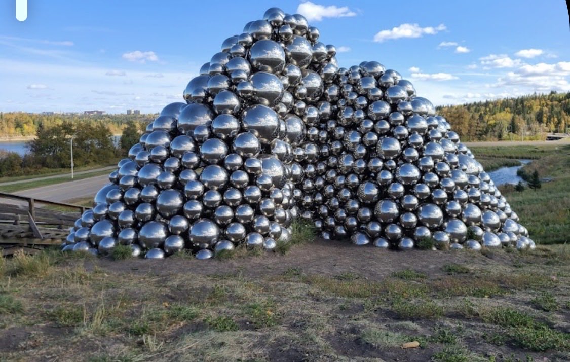 EdmABCanada's tweet image. Understandable why you left out the silver balls in Edmonton 🥴 #Yeg