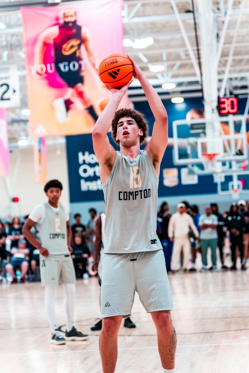 Adam Finkelstein tweet media