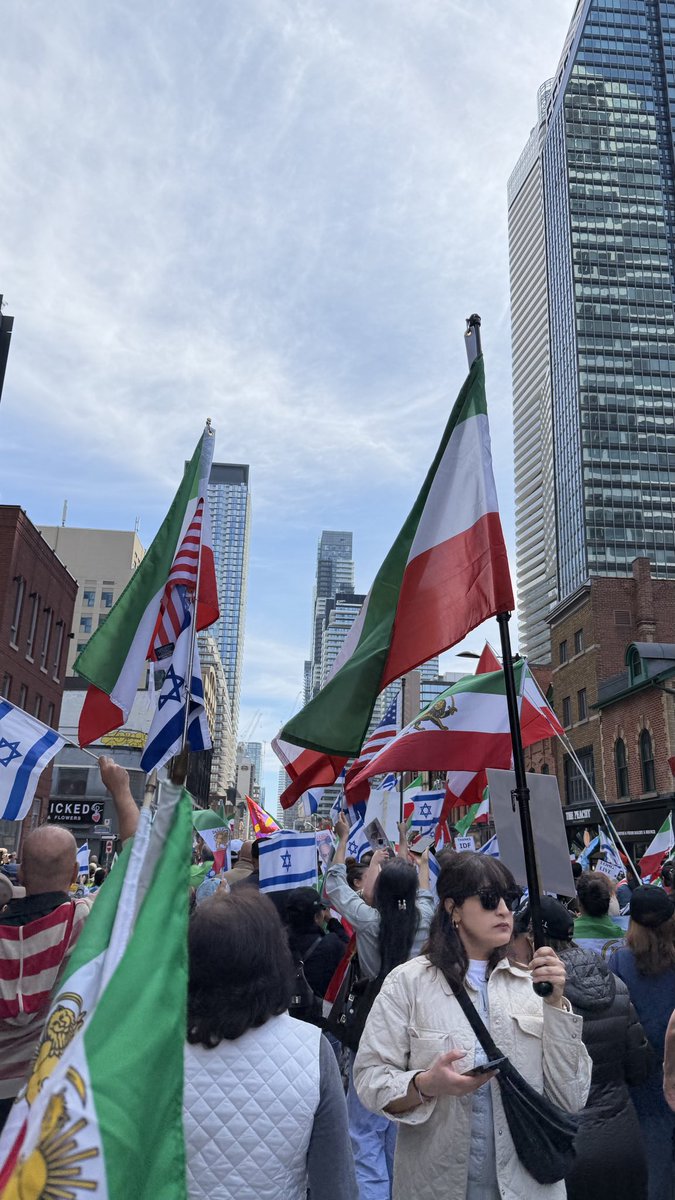 TT🇮🇷🇨🇦 tweet media