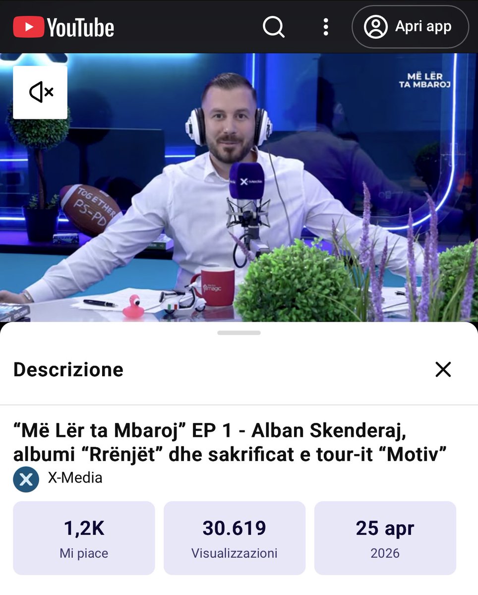 bella tweet media